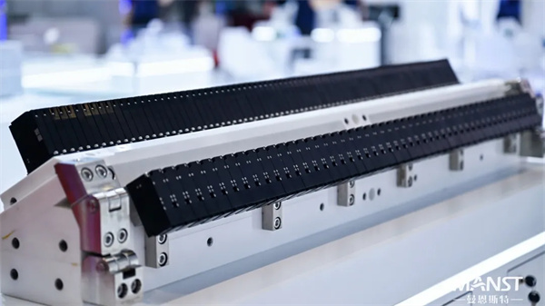 曼恩斯特重点支持CBIS2025丨曼恩斯特自研突破双层双控陶瓷模头技术壁垒 引领锂电智造创新升级 曼恩斯特重点支持CBIS2025丨曼恩斯特自研突破双层双控陶瓷模头技术壁垒 引领锂电智造创新升级