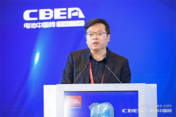 海目星赵盛宇主旨发言:锂电新周期下,装备企业的升维竞争与价值重构 海目星赵盛宇主旨发言:锂电新周期下,装备企业的升维竞争与价值重构