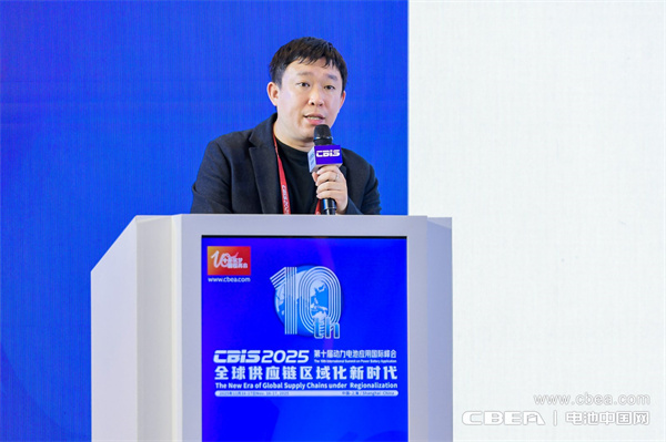 产业共振!大圆柱电池迎来“高光时刻” 产业共振!大圆柱电池迎来“高光时刻”