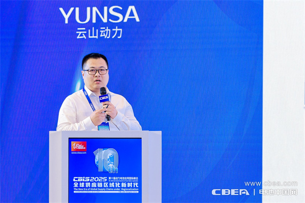 产业共振!大圆柱电池迎来“高光时刻” 产业共振!大圆柱电池迎来“高光时刻”